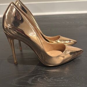 Elegant Metallic Gold Stiletto Heels